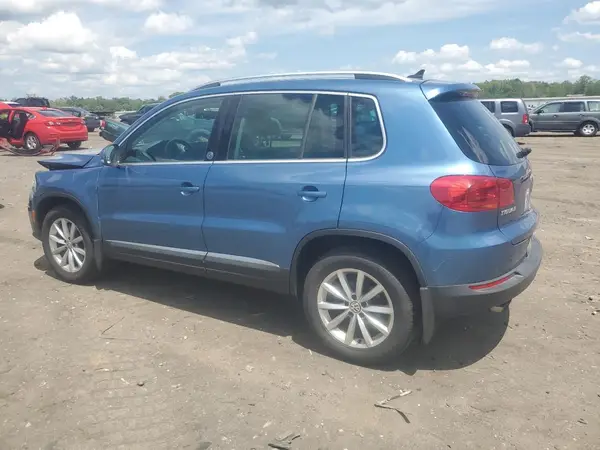 WVGSV7AX2HW510420 2017 VOLKSWAGEN TIGUAN - Image 2
