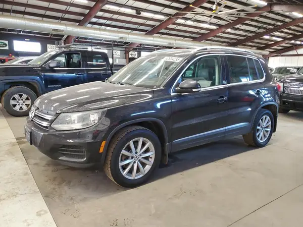 WVGSV7AX3HK003226 2017 VOLKSWAGEN TIGUAN - Image 1