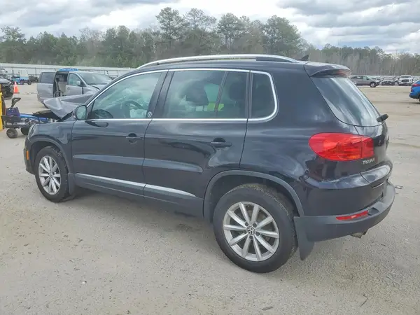 WVGSV7AX3HK011150 2017 VOLKSWAGEN TIGUAN - Image 2