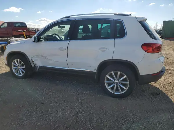 WVGSV7AX3HK031396 2017 VOLKSWAGEN TIGUAN - Image 2