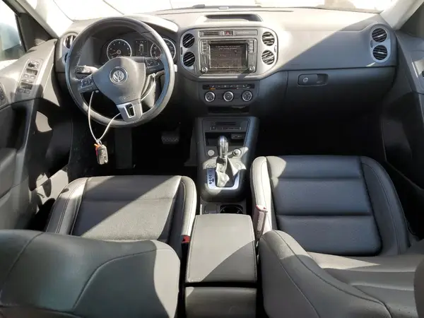 WVGSV7AX3HK031396 2017 VOLKSWAGEN TIGUAN - Image 8