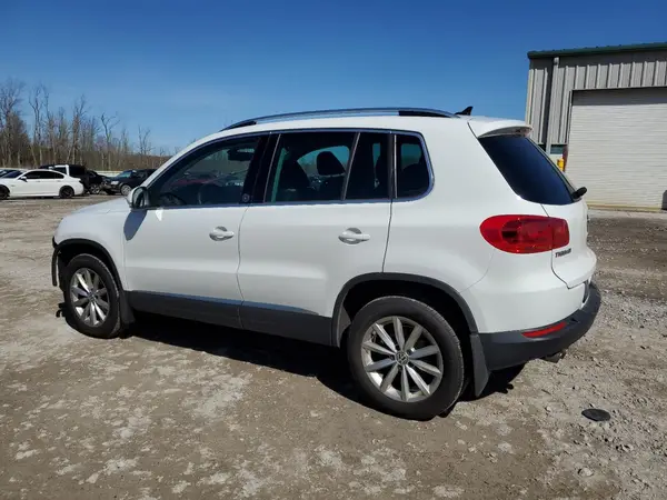 WVGSV7AX4HK004207 2017 VOLKSWAGEN TIGUAN - Image 2