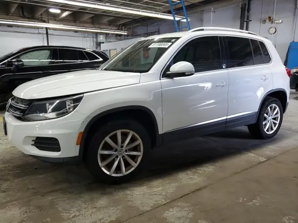 WVGSV7AX4HK016261 2017 VOLKSWAGEN TIGUAN - Image 1