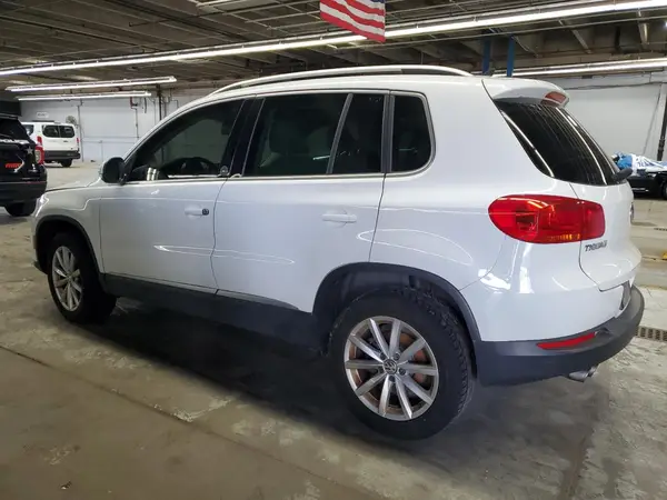 WVGSV7AX4HK016261 2017 VOLKSWAGEN TIGUAN - Image 2