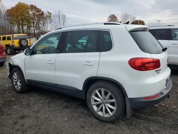 WVGSV7AX4HK028068 2017 VOLKSWAGEN TIGUAN - Image 2