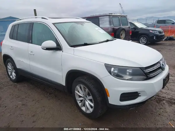 WVGSV7AX5HK006838 2017 VOLKSWAGEN TIGUAN - Image 1