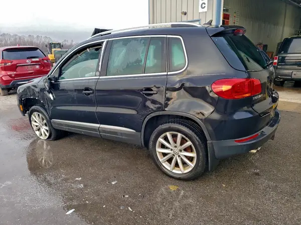 WVGSV7AX5HK008296 2017 VOLKSWAGEN TIGUAN - Image 2