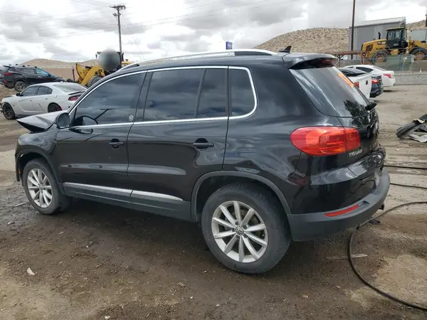 WVGSV7AX5HK015166 2017 VOLKSWAGEN TIGUAN - Image 2