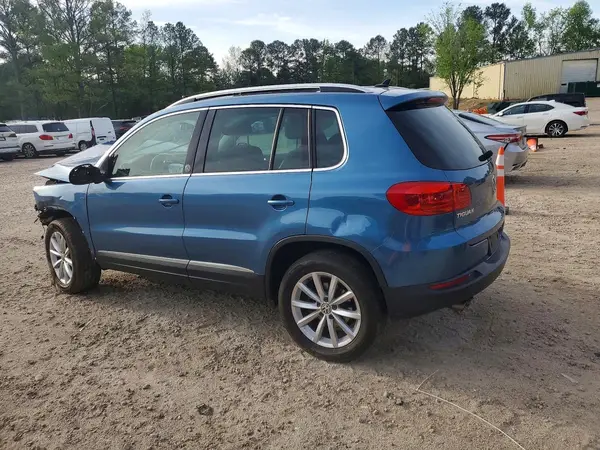 WVGSV7AX5HK018942 2017 VOLKSWAGEN TIGUAN - Image 2