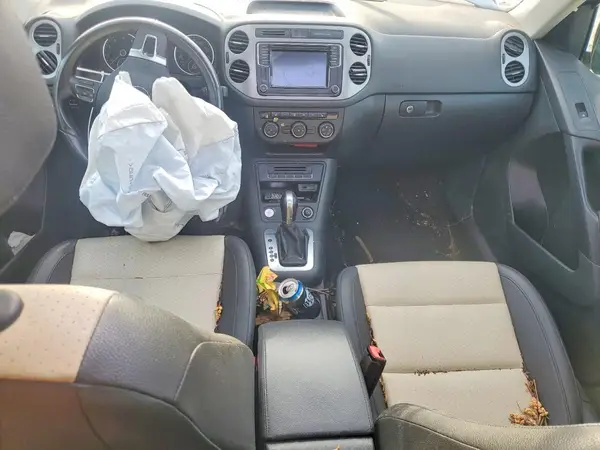 WVGSV7AX5HK018942 2017 VOLKSWAGEN TIGUAN - Image 8
