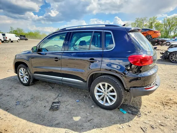 WVGSV7AX5HW500478 2017 VOLKSWAGEN TIGUAN - Image 2