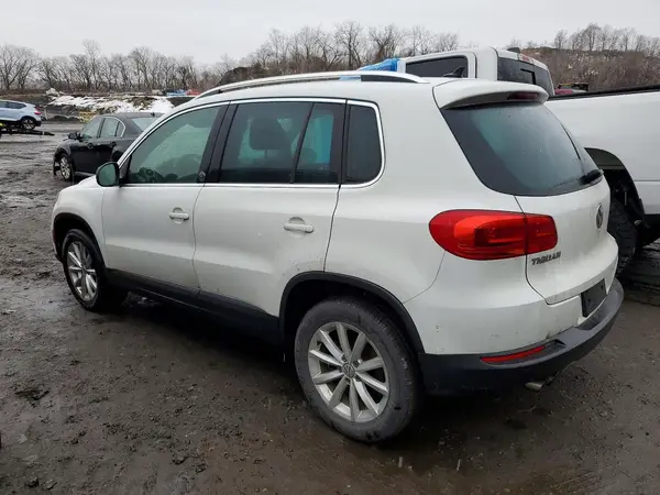 WVGSV7AX6HK013538 2017 VOLKSWAGEN TIGUAN - Image 2