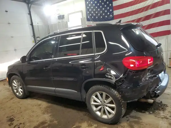 WVGSV7AX6HK028704 2017 VOLKSWAGEN TIGUAN - Image 2