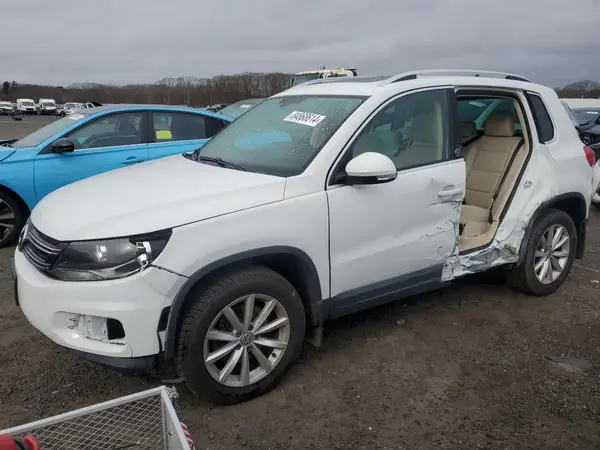 WVGSV7AX6HW502966 2017 VOLKSWAGEN TIGUAN - Image 1
