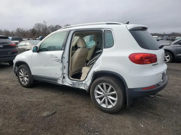 WVGSV7AX6HW502966 2017 VOLKSWAGEN TIGUAN - Image 2