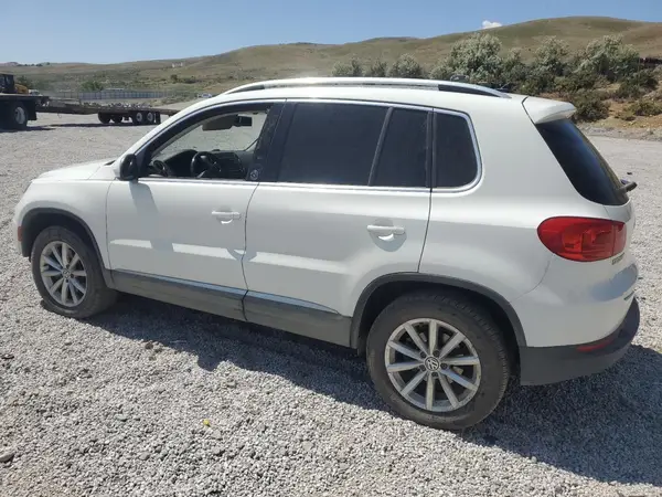 WVGSV7AX6HW503373 2017 VOLKSWAGEN TIGUAN - Image 2