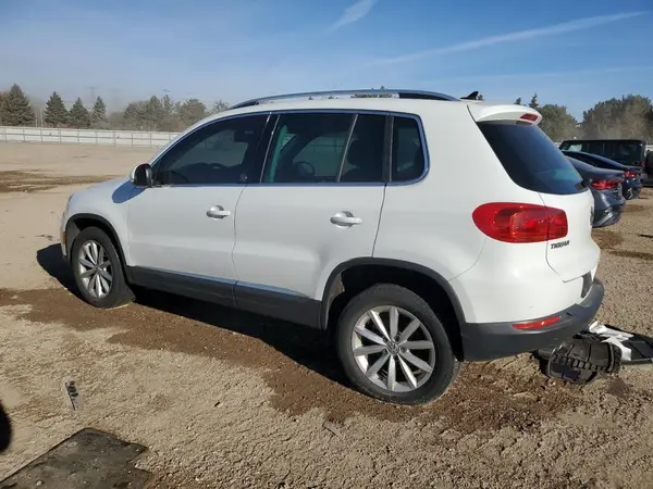 WVGSV7AX6HW507830 2017 VOLKSWAGEN TIGUAN - Image 2