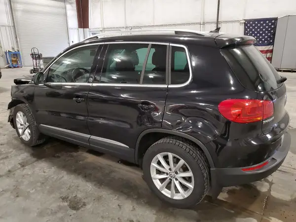 WVGSV7AX6HW512767 2017 VOLKSWAGEN TIGUAN - Image 2