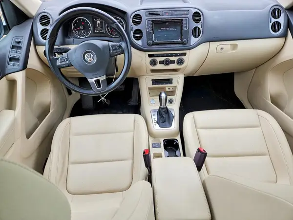 WVGSV7AX7HK005528 2017 VOLKSWAGEN TIGUAN - Image 8