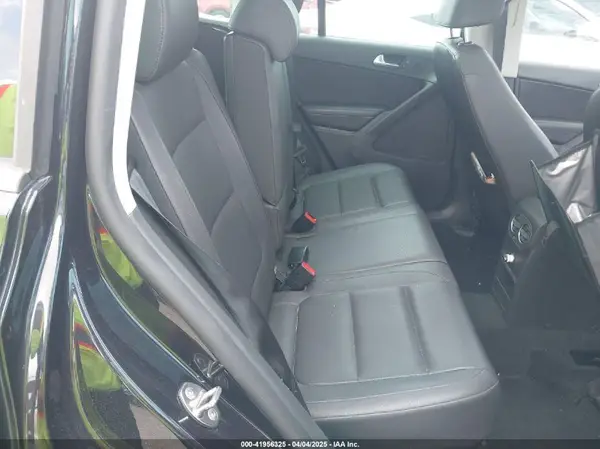 WVGSV7AX7HK007957 2017 VOLKSWAGEN TIGUAN - Image 8