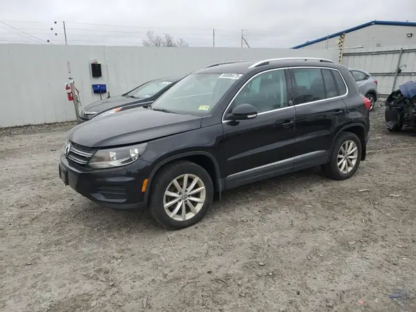 WVGSV7AX7HK025004 2017 VOLKSWAGEN TIGUAN - Image 1