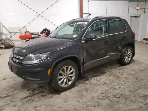 WVGSV7AX7HK026363 2017 VOLKSWAGEN TIGUAN - Image 1