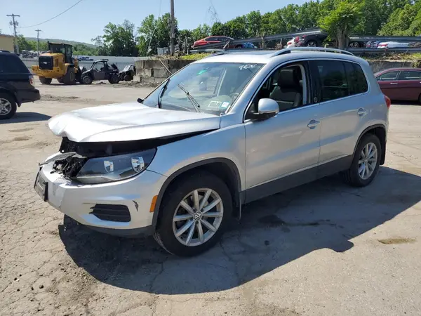 WVGSV7AX7HW507450 2017 VOLKSWAGEN TIGUAN - Image 1