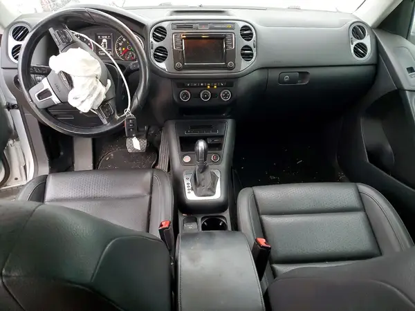 WVGSV7AX8HK011127 2017 VOLKSWAGEN TIGUAN - Image 8