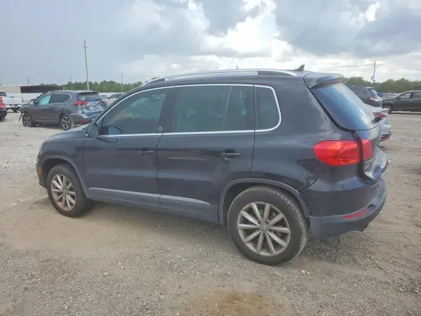 WVGSV7AX8HK014965 2017 VOLKSWAGEN TIGUAN - Image 2