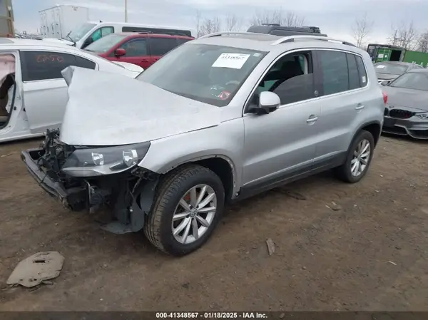 WVGSV7AX8HK031345 2017 VOLKSWAGEN TIGUAN - Image 2