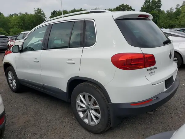 WVGSV7AX8HW505013 2017 VOLKSWAGEN TIGUAN - Image 2