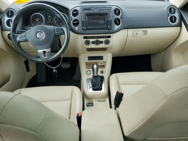 WVGSV7AX8HW505013 2017 VOLKSWAGEN TIGUAN - Image 8