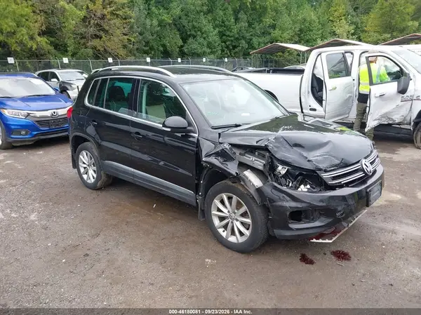 WVGSV7AX8HW508624 2017 VOLKSWAGEN TIGUAN - Image 1