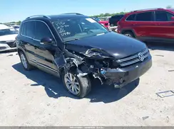 WVGSV7AX9HK015946 2017 VOLKSWAGEN TIGUAN