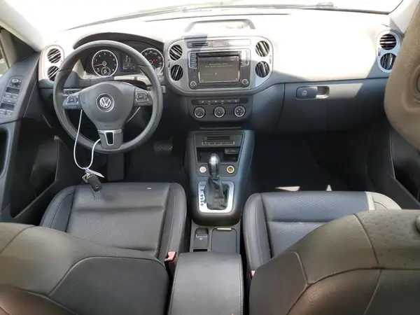 WVGSV7AX9HK024565 2017 VOLKSWAGEN TIGUAN - Image 8