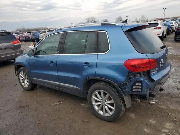 WVGSV7AX9HK025974 2017 VOLKSWAGEN TIGUAN - Image 2