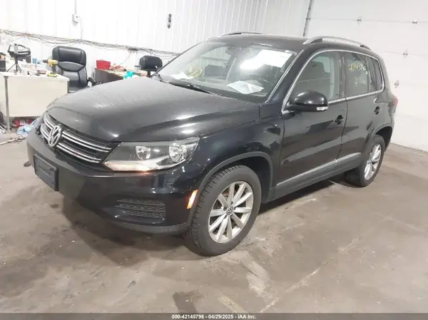 WVGSV7AX9HK028289 2017 VOLKSWAGEN TIGUAN - Image 2