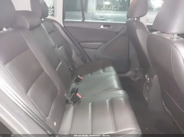 WVGSV7AX9HK028289 2017 VOLKSWAGEN TIGUAN - Image 8