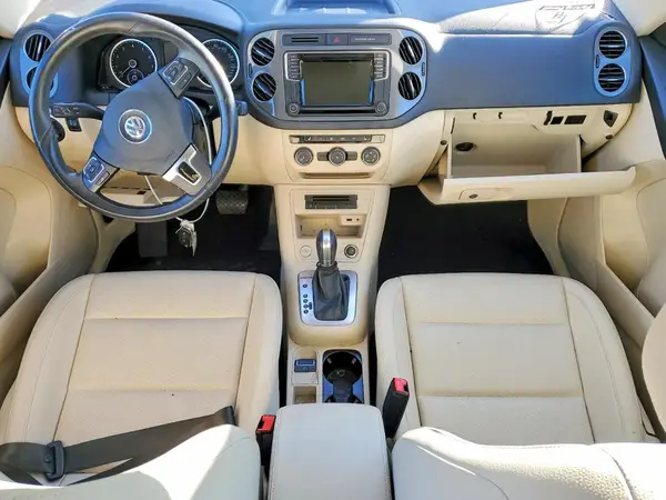 WVGSV7AX9HW500225 2017 VOLKSWAGEN TIGUAN - Image 8