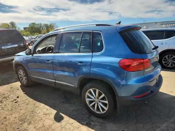 WVGSV7AX9HW511189 2017 VOLKSWAGEN TIGUAN - Image 2