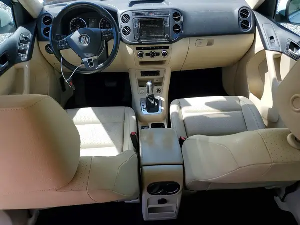 WVGSV7AXXHK002512 2017 VOLKSWAGEN TIGUAN - Image 8