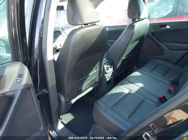 WVGSV7AXXHK007144 2017 VOLKSWAGEN TIGUAN - Image 8