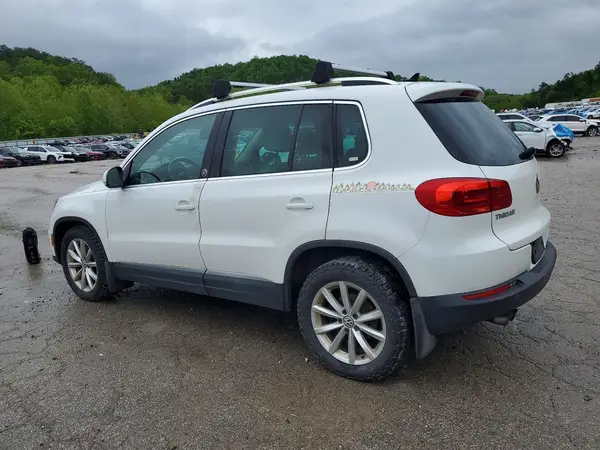 WVGSV7AXXHK020198 2017 VOLKSWAGEN TIGUAN - Image 2