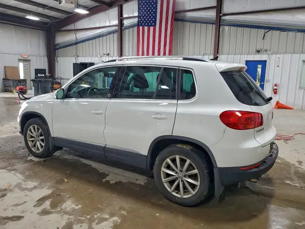 WVGSV7AXXHK026146 2017 VOLKSWAGEN TIGUAN - Image 2