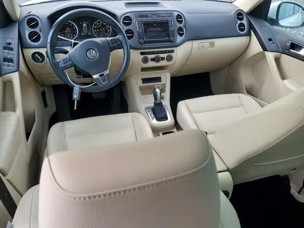 WVGSV7AXXHW502582 2017 VOLKSWAGEN TIGUAN - Image 8