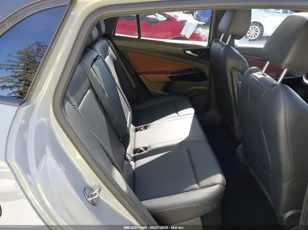 WVGTMPE20MP058882 2021 VOLKSWAGEN ID.4 - Image 8