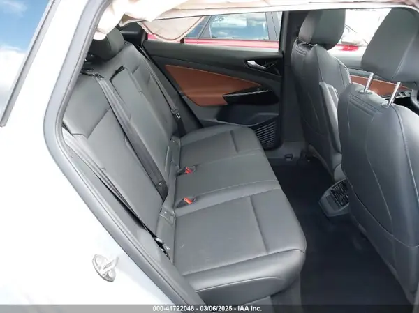 WVGTMPE27NP072781 2022 VOLKSWAGEN ID.4 - Image 8