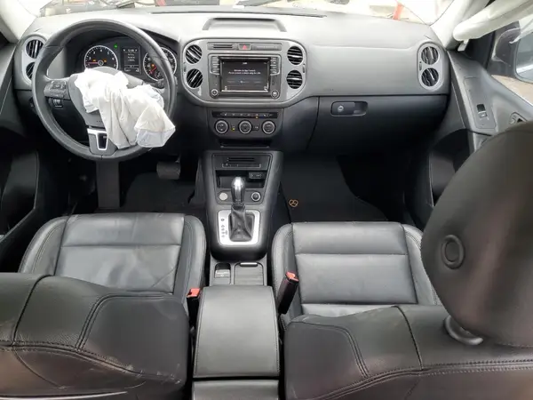 WVGTV7AX0HK018268 2017 VOLKSWAGEN TIGUAN - Image 8