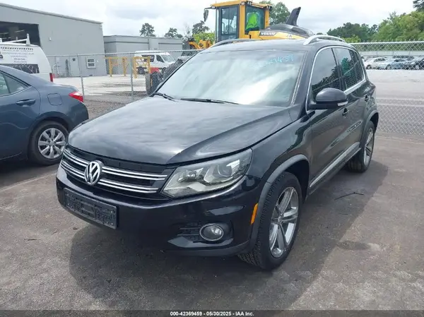 WVGTV7AX0HW509397 2017 VOLKSWAGEN TIGUAN - Image 2