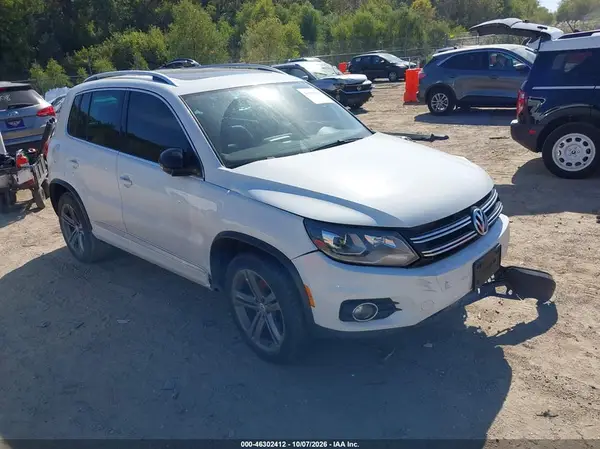 WVGTV7AX1HW504046 2017 VOLKSWAGEN TIGUAN - Image 1